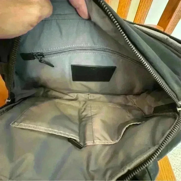 Tumi Voyageur Cassidy Satchel in Dark Navy Luggage Sleeve Dark Silver Hardware - Picture 5 of 16